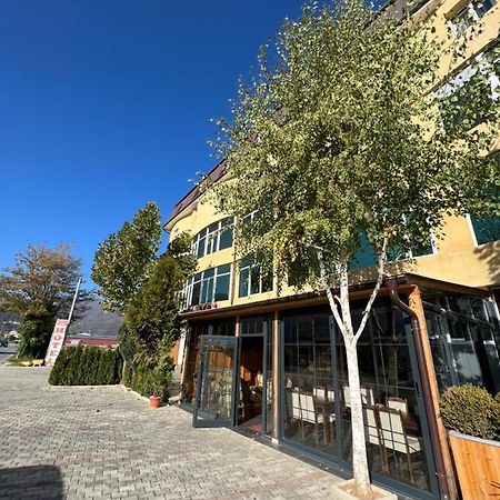 Hotel Yal Restaurant Tetovo Exterior photo